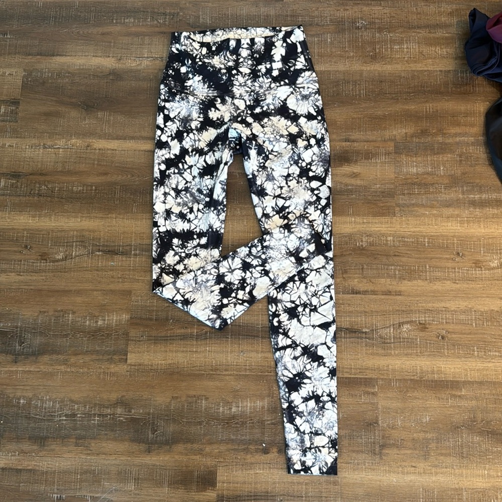 Lululemon legging sz 8